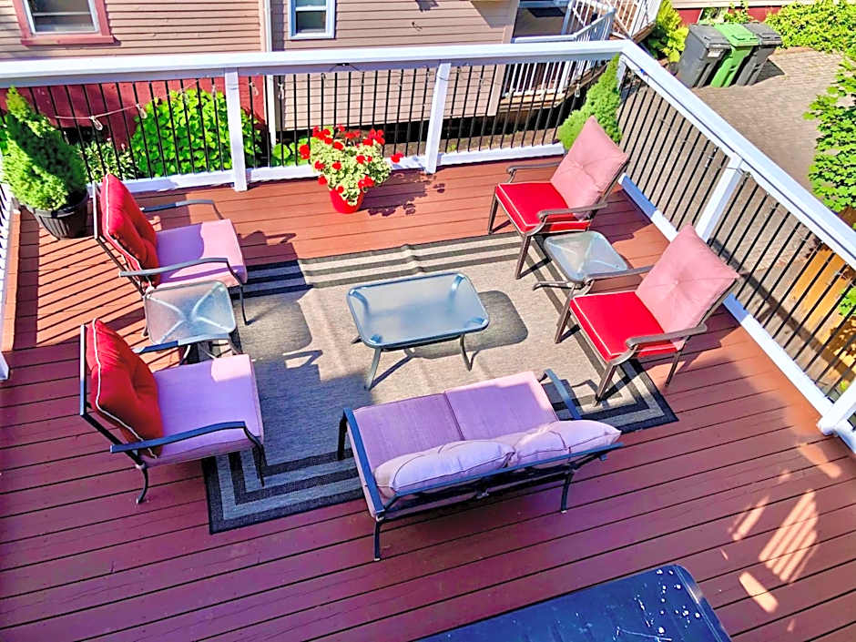 Charlotte's Rose Inn