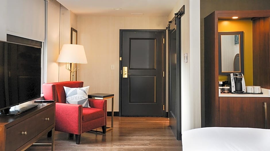 Hotel Indigo - Kansas City Downtown, an IHG Hotel