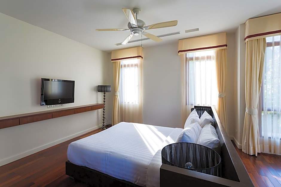 Amatapura Beachfront Villa 12, SHA Certified