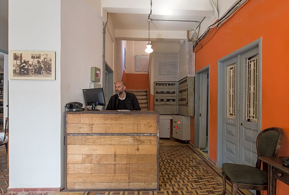 The Grand Meshmosh Hotel