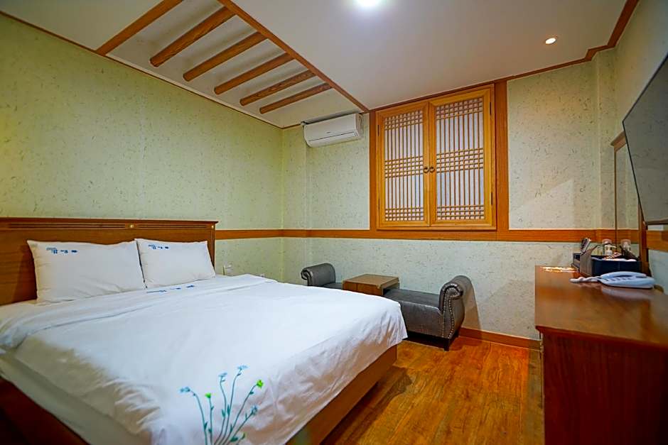 Norijam Hanok Hotel – Jeonju, MN