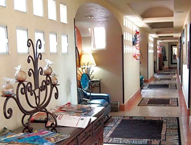 Hotel Real Azteca