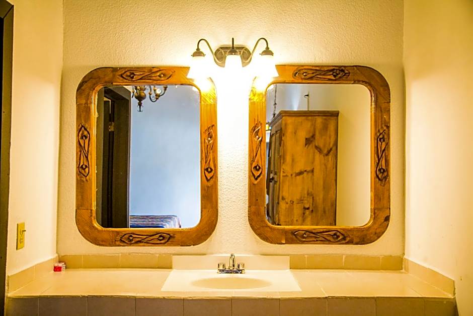 Hotel Cosmos Don Carlos