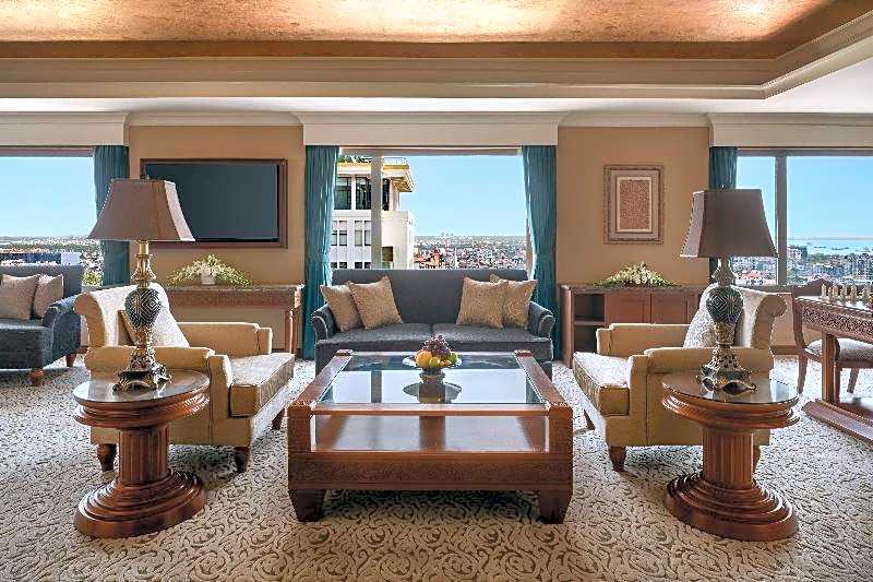 Sule Shangri-La, Yangon Hotel