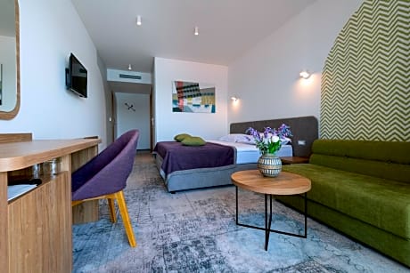 Deluxe Double or Twin Room with Balcony and Sea View