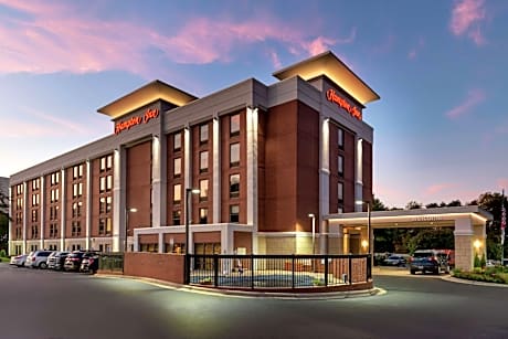 Hampton Inn By Hilton Greensboro-Airport