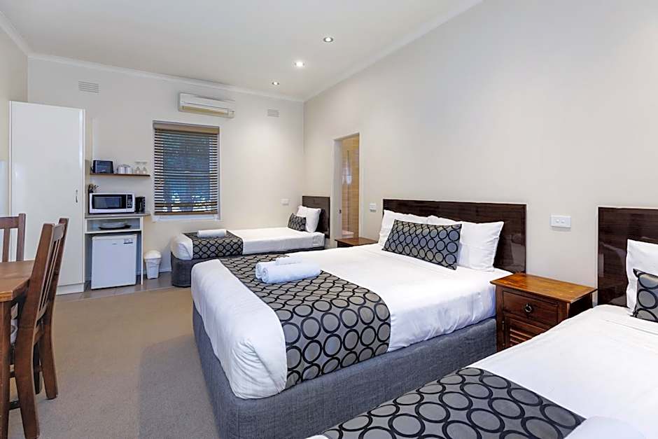 Amaroo Motel Tumuts Best Accommodation