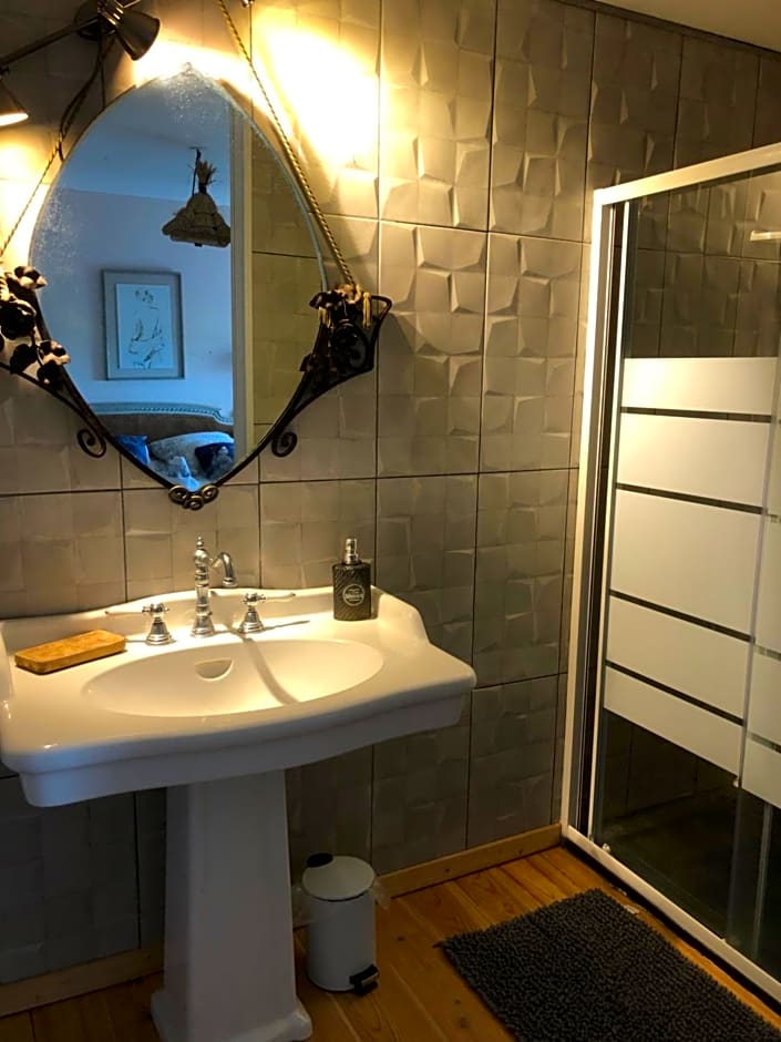 Chambre k au domaine du mont scolan