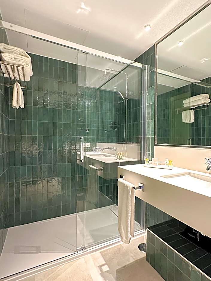 Ribera De Triana Hotel