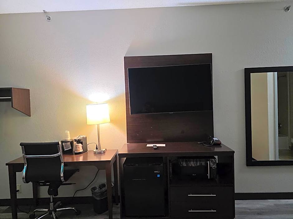 Sonesta Essential Ames