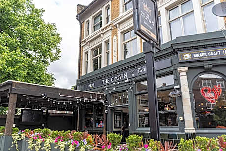 PubLove @ The Crown, Battersea