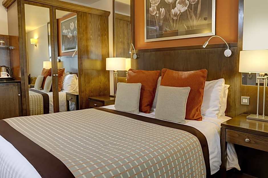 Best Western Plus Milford Hotel