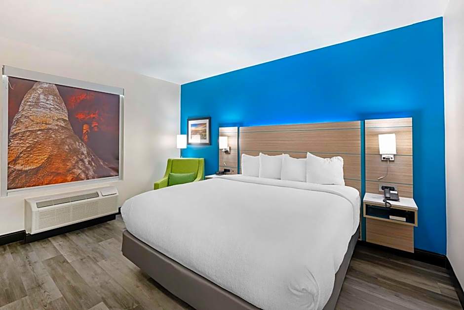 Best Western Plus Executive Residency Carlsbad Hotel