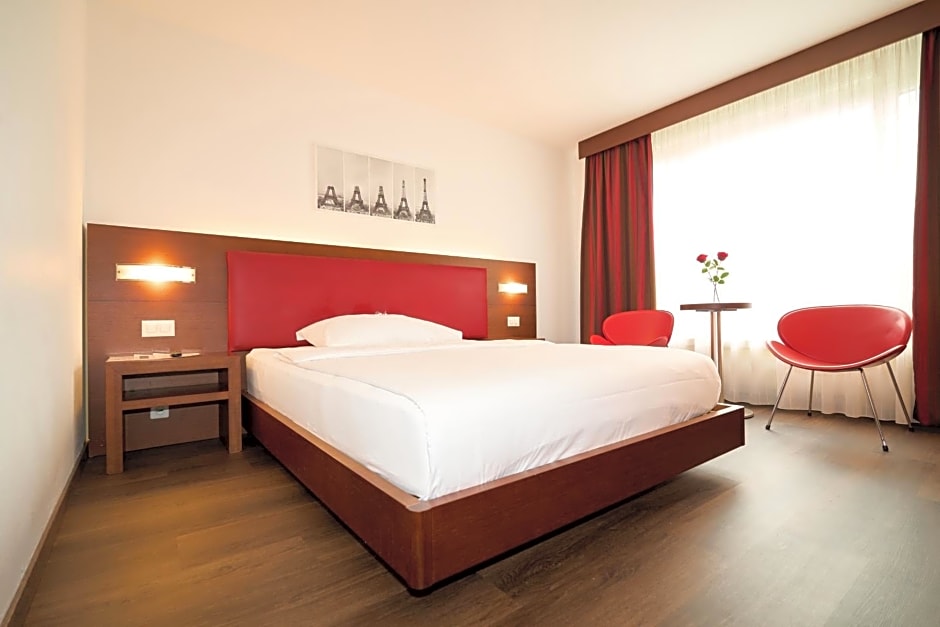 Hotel Conti Dietikon