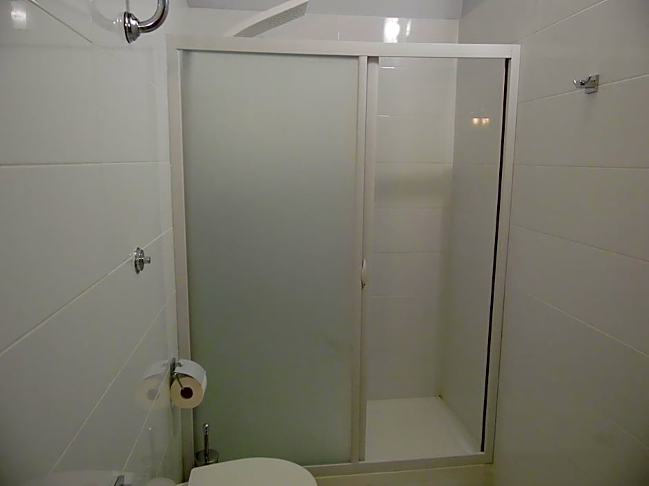 Triple Room with Private Bathroom — 7 fotoğraftan 1. fotoğraf