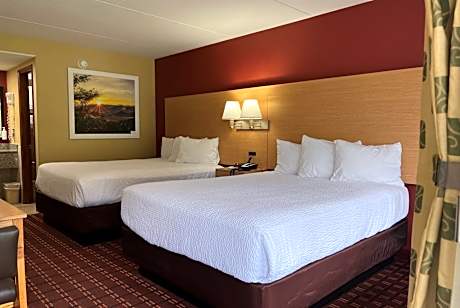 Queen Room with Two Queen Beds - Non-Smoking