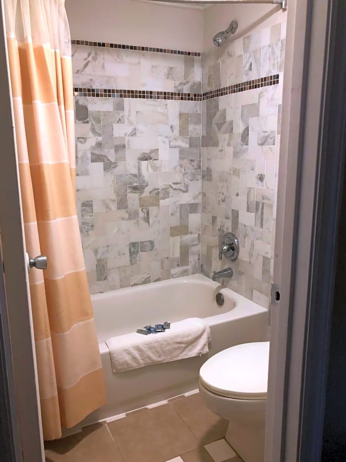 Americas Best Inn - Savannah I-95