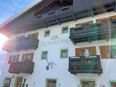 Bachlaufen Haus