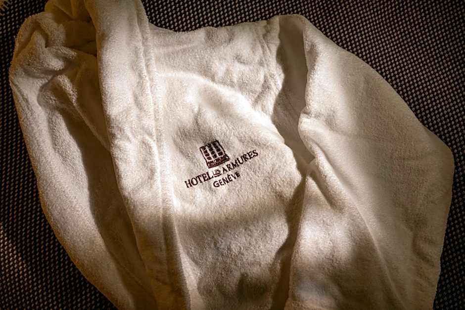 Les Armures Hotel