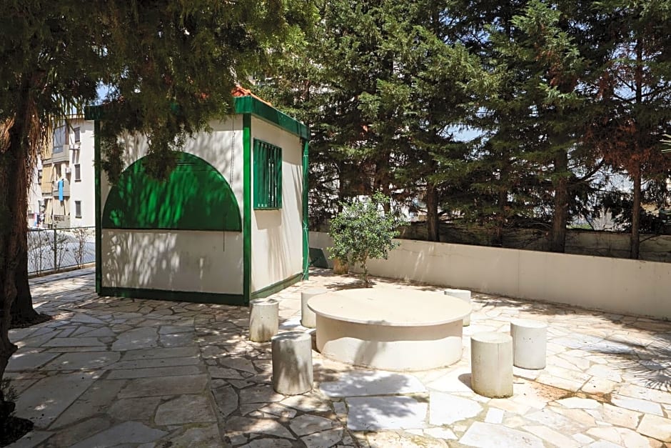 Zoukotel Hotel