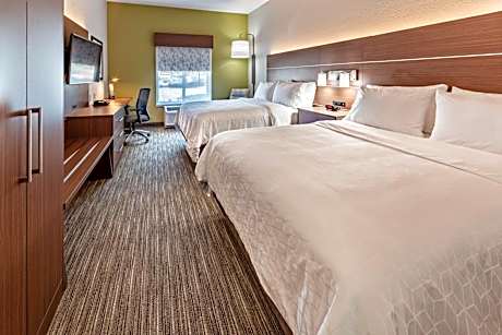 Standard Room with Two Queen Beds