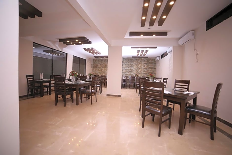 Zifan Hotel & Suites