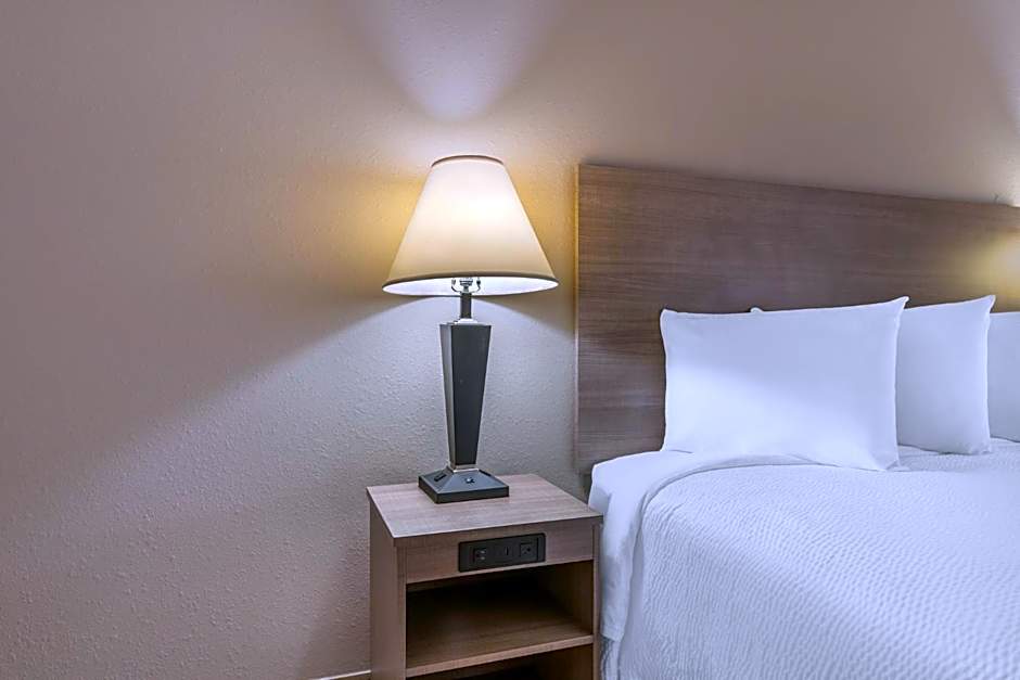 Red Roof Inn La Porte