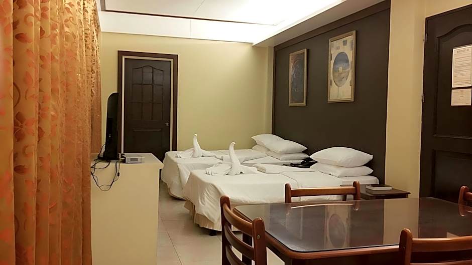 Dumaguete Royal Suite Inn