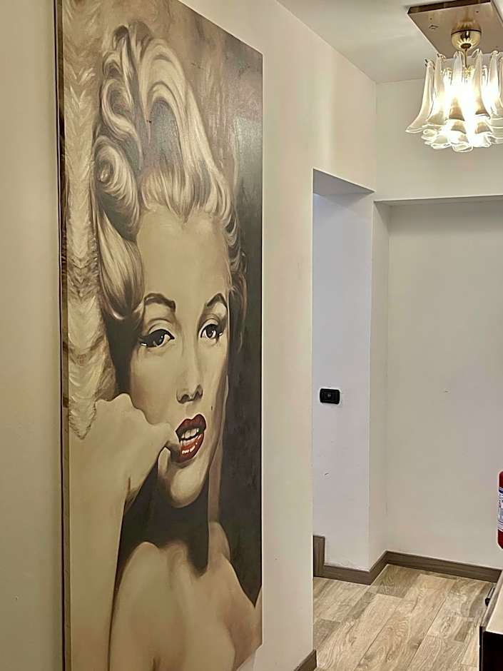 Poste Regie - Milan Guest House