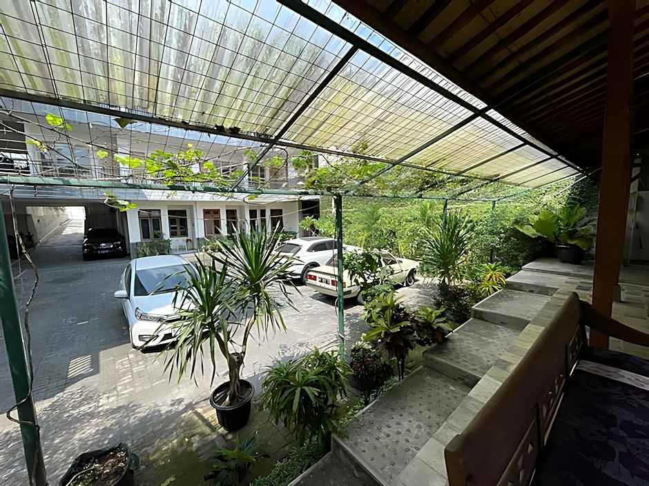 Urbanview Code Riverstay Yogyakarta