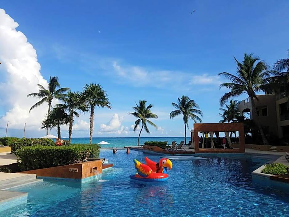 Ocean Front El Faro Reef 304