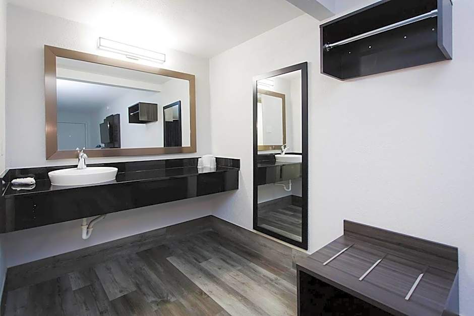 Motel 6 Houston, TX - Medical Center - NRG Stadium