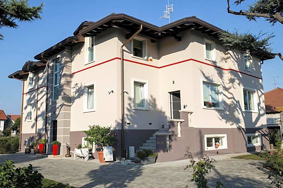Photo 1 of 50 of Casa Ananda