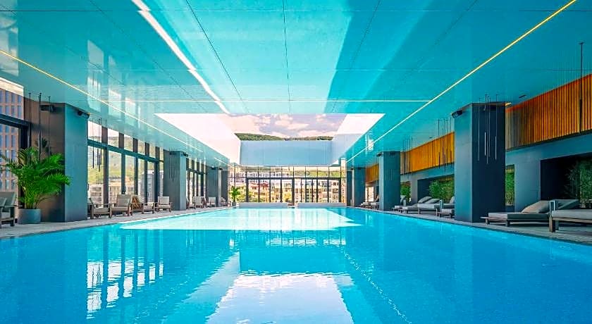 Pullman Tbilisi Axis Towers