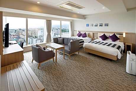 Deluxe Twin Room for 4 People - Non-Smoking