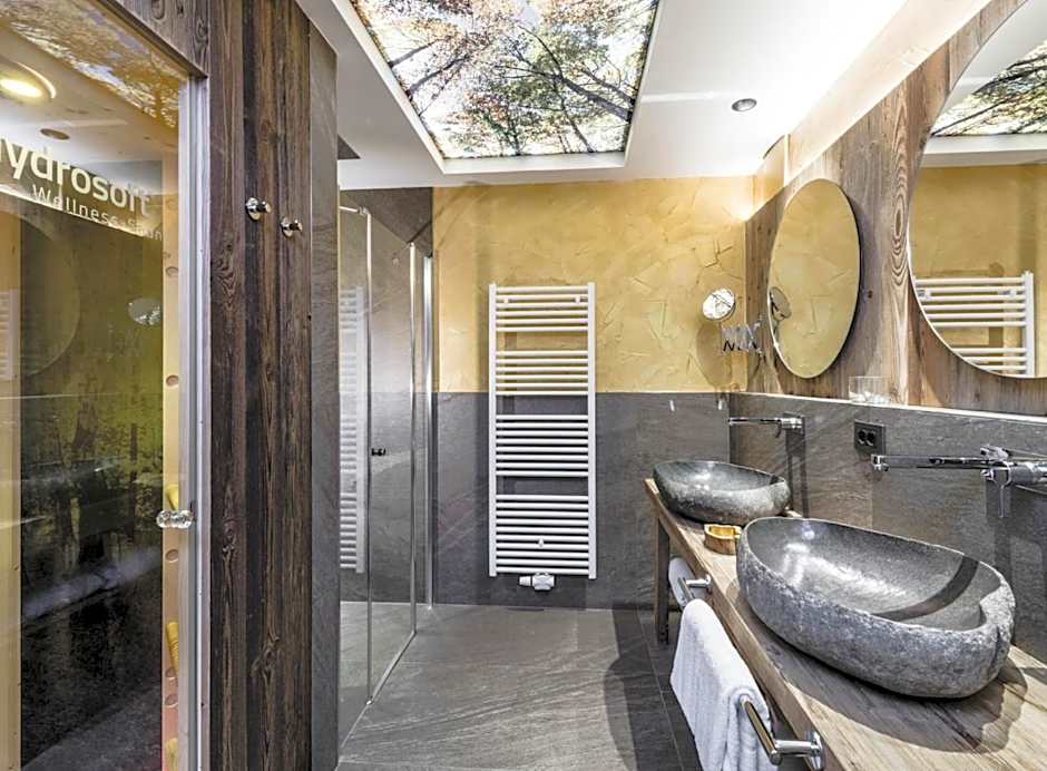 Hotel Tyrol