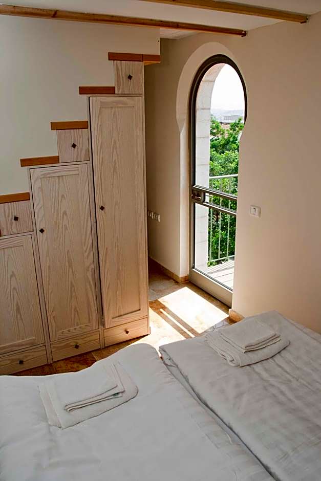 The Market Courtyard - Suites Hotel