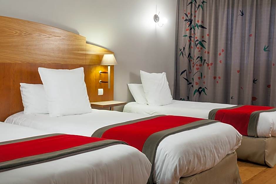 HÔTEL C SUITES chambres spacieuses