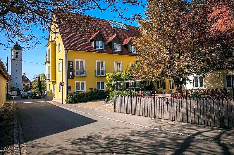 Neumaiers Hirsch Gasthof & Landhotel