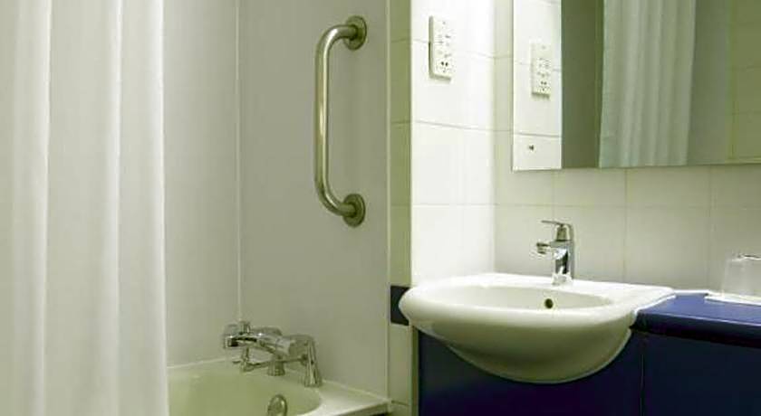 Travelodge Windsor Central