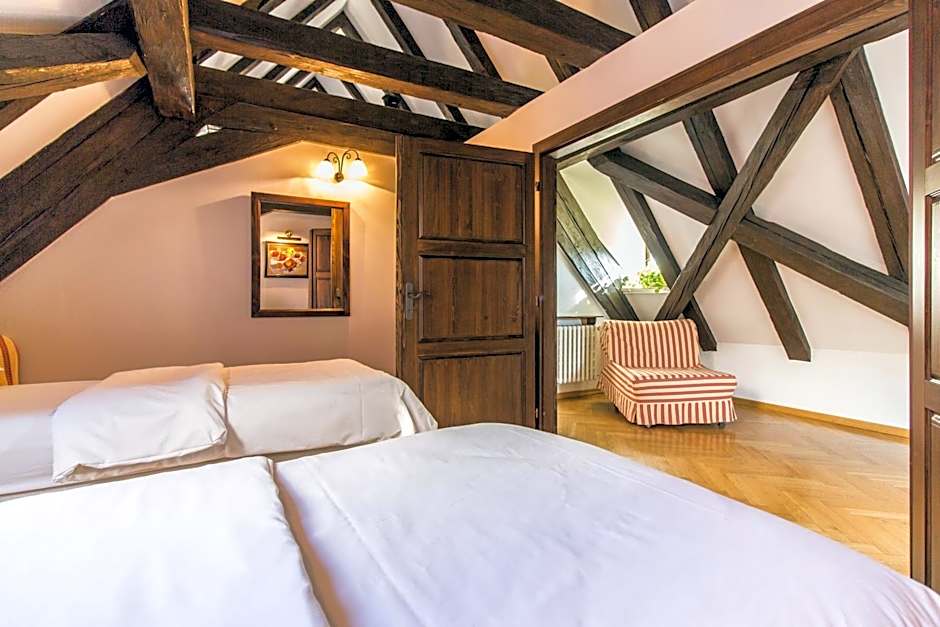 Residence Thunovska