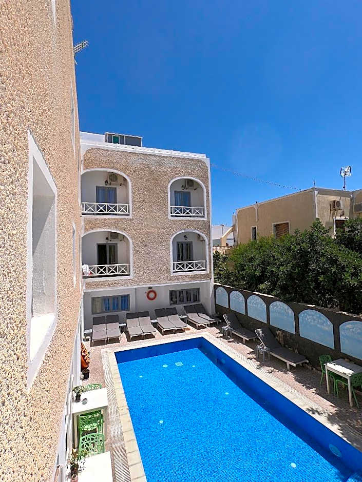 Anny Studios Perissa Beach