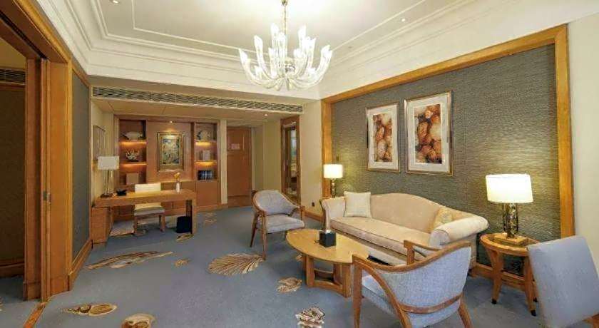 Chimelong Hengqin Bay Hotel