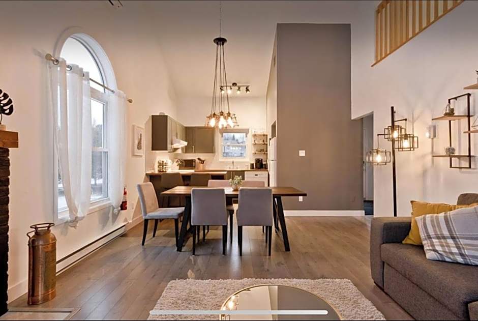 Cap Magog! Près du lac Memphrémagog et Mont Orford