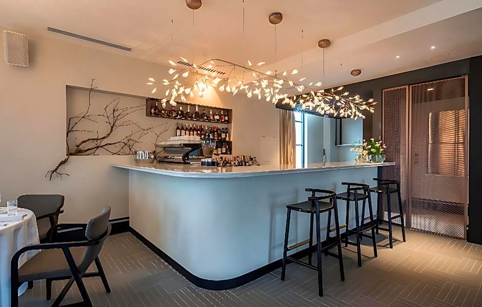 Monograph Freedom Square