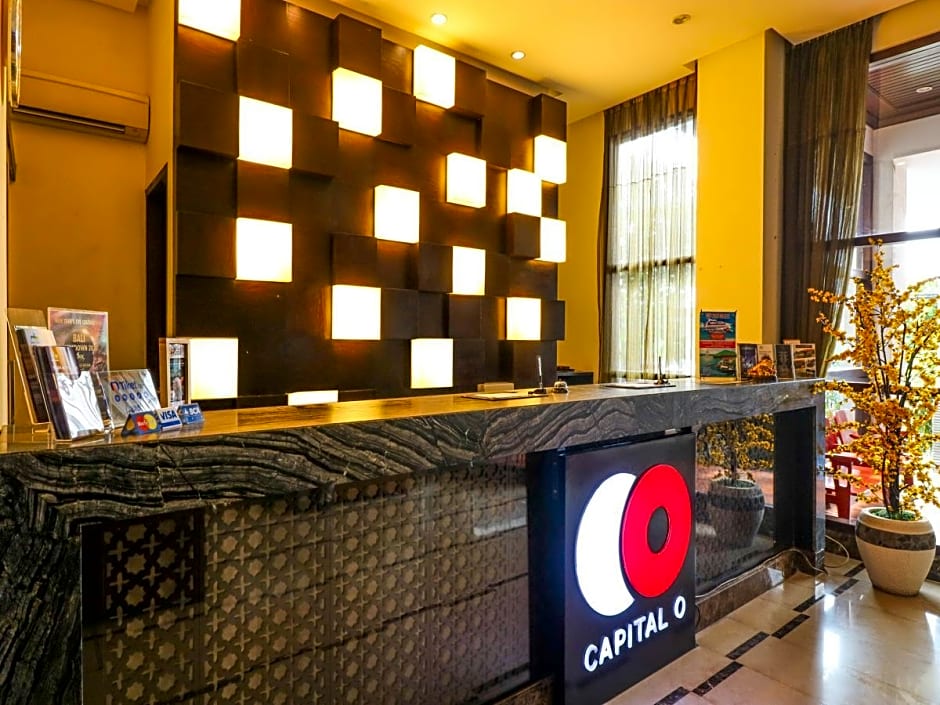 Capital O 2114 Grand Jimbaran Boutique Hotel