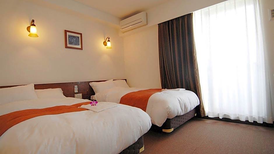 HOTEL NOAH