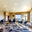 Cobblestone Inn & Suites - Waverly
