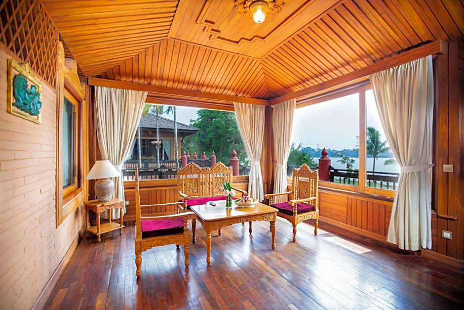 KMA Kaytumadi Hotel