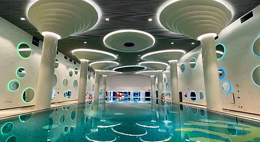 Wyndham Grand Zhaoqing Downtown